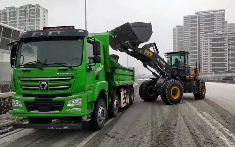 除雪保通顺，KY开元汽车在行动