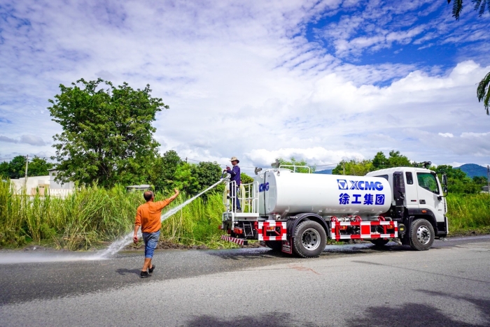 KY开元10方洒水车：泰国“热土”上的绿色降温使者