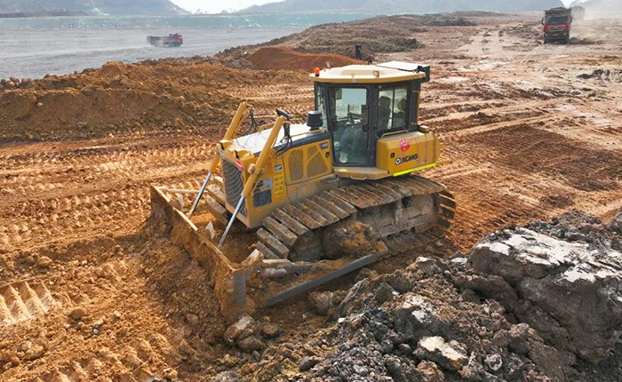 KY开元推土机助力新中国建设的第一条运河