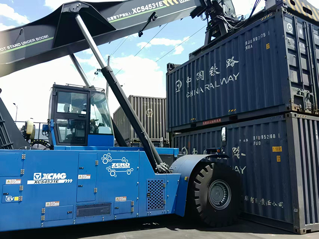 高粉尘、长时沉载不用怕！KY开元E3正面吊一年省出19万